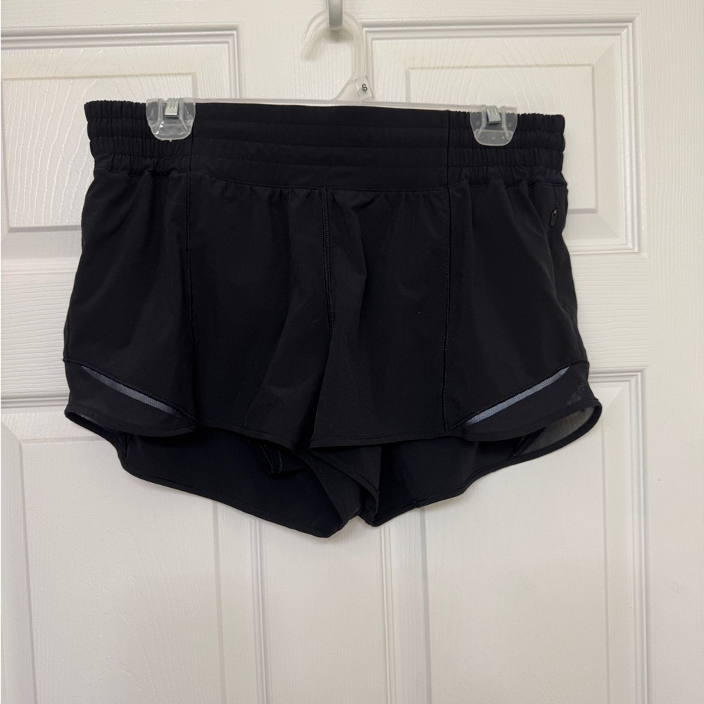 lululemon athletica Black Women's Hotty Hot Low Rise Lined Athletic Shorts